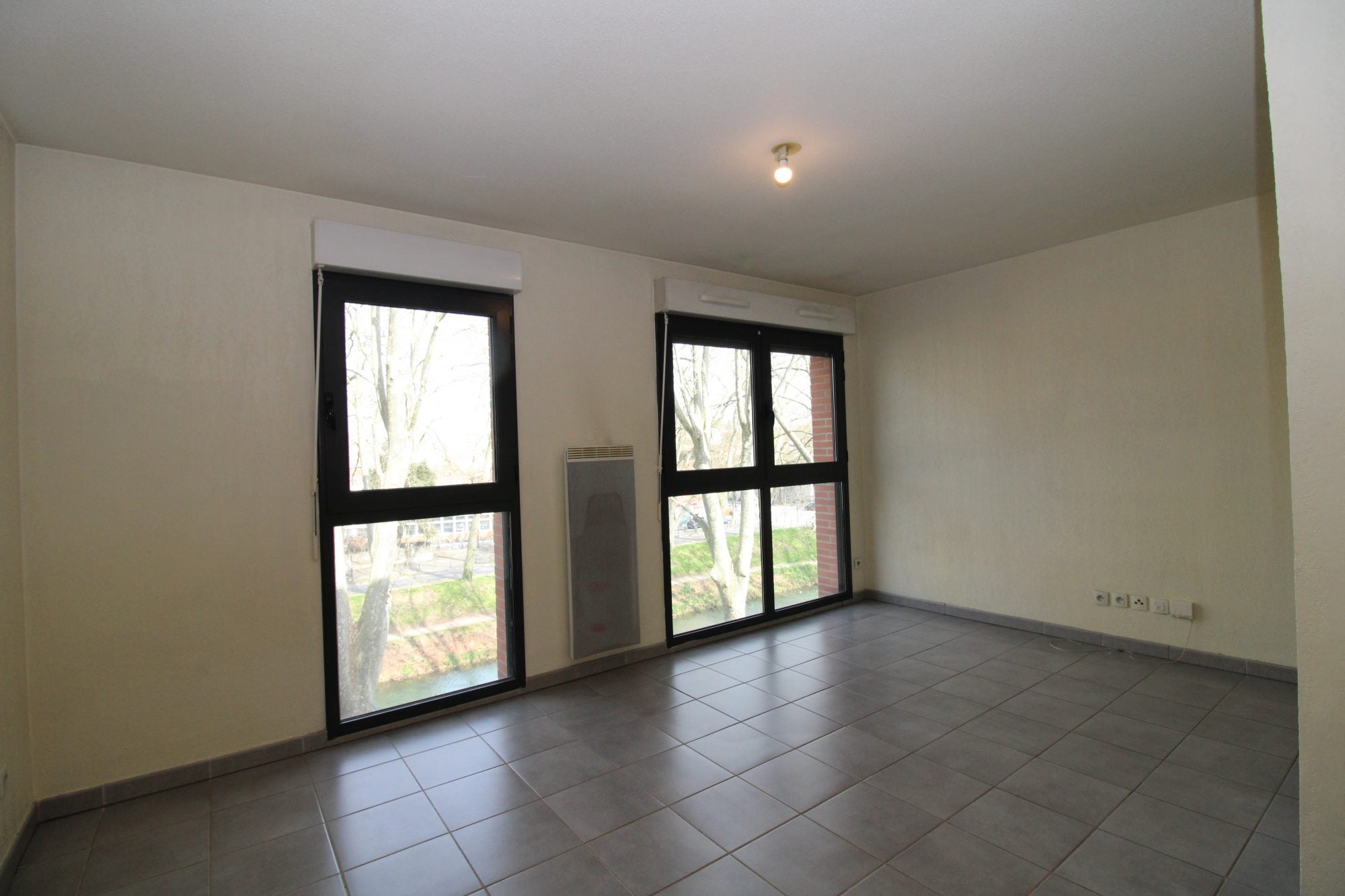 Flat Allée de Brienne in Toulouse