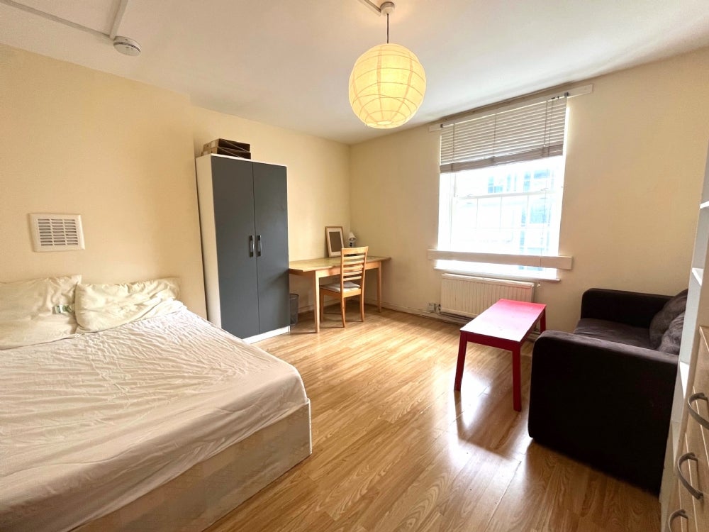 Flat Chalton Street in Greater London