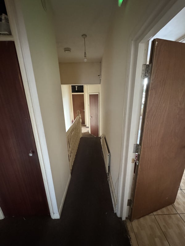 Room Harringay Road in Greater London