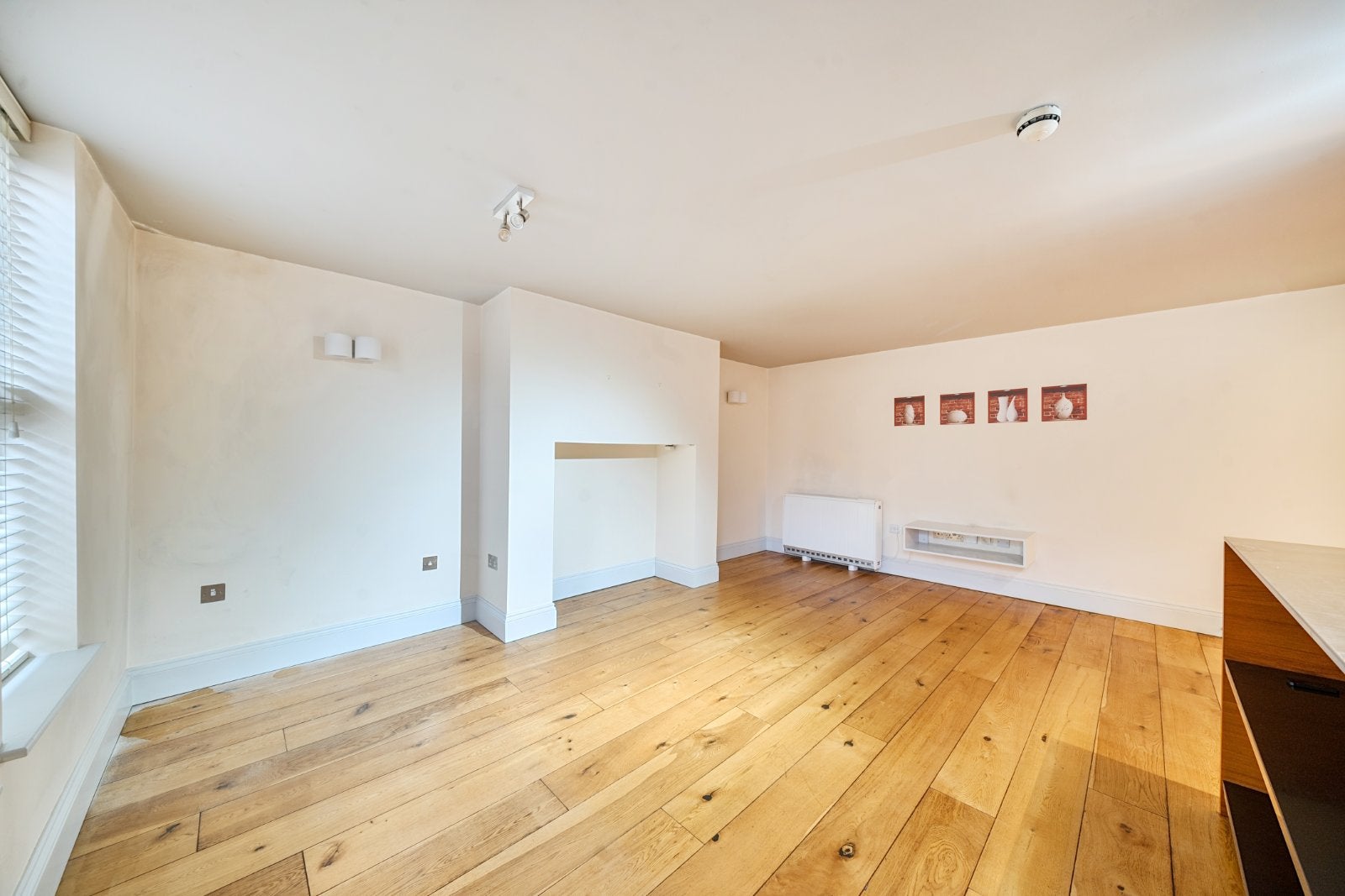 Flat Swan Court in Harrogate