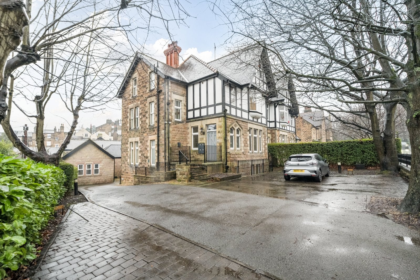 Flat Swan Court in Harrogate