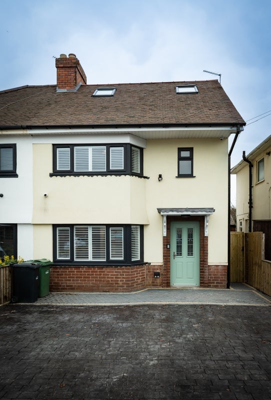 Room Tansey Green Road in Dudley
