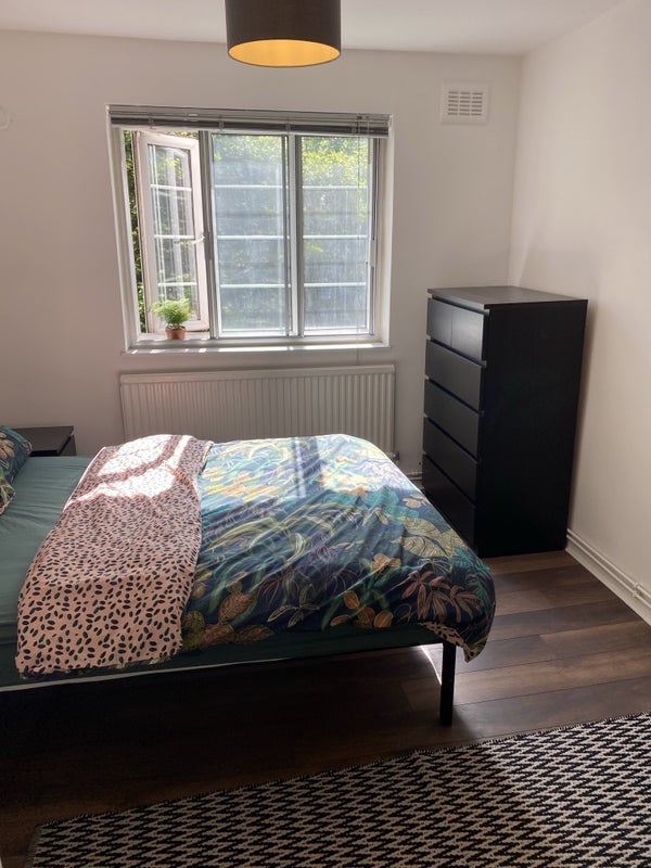 Room Bevill Square in Salford
