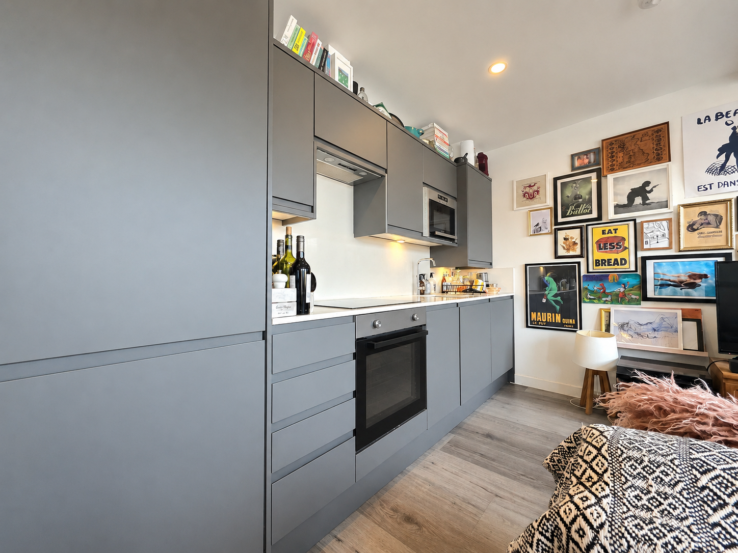 Flat Cheam Street in Greater London