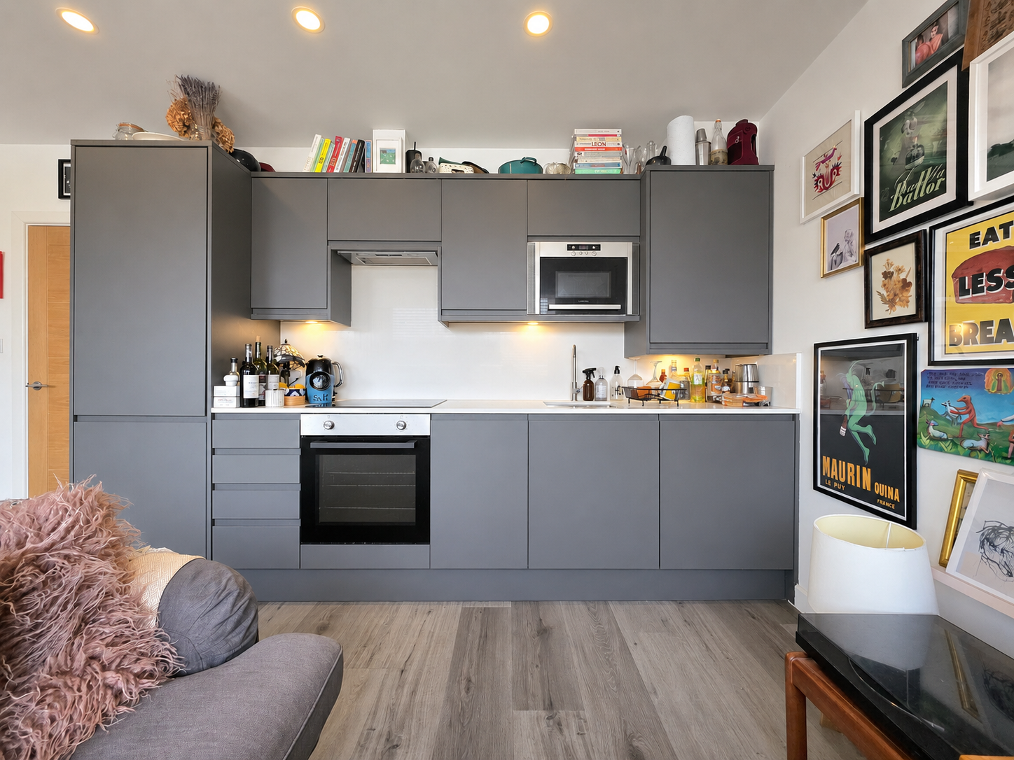 Flat Cheam Street in Greater London