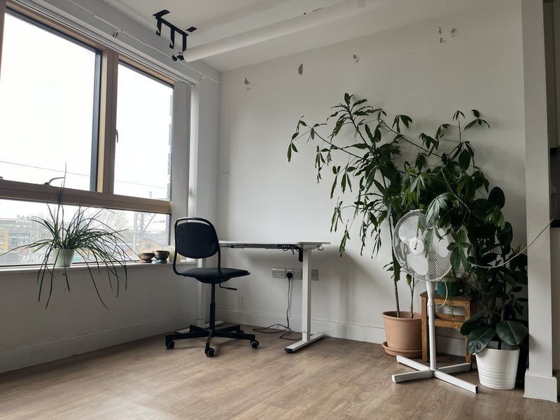 Room Mint Street in Greater London