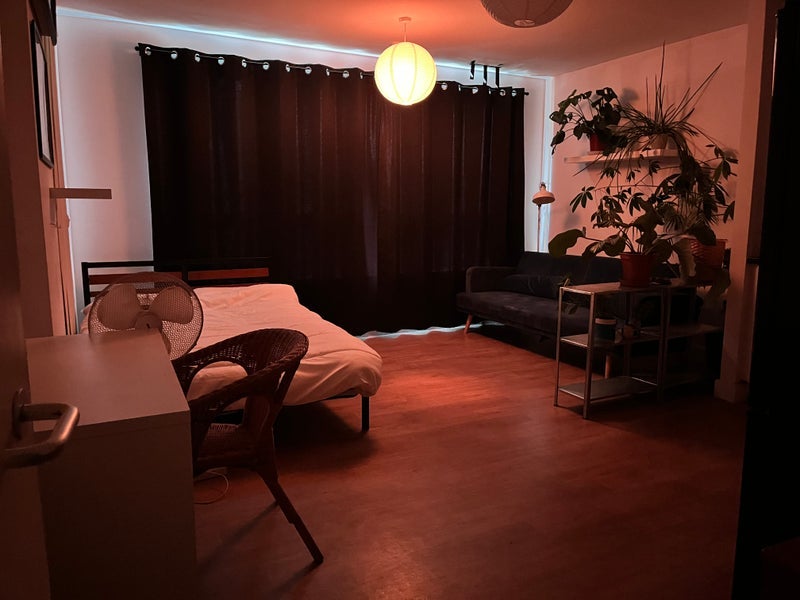 Room Mint Street in Greater London
