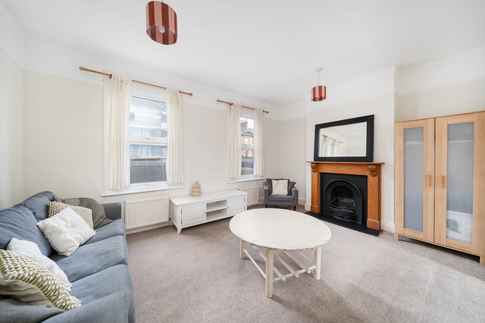 Flat Lavender Hill in Greater London