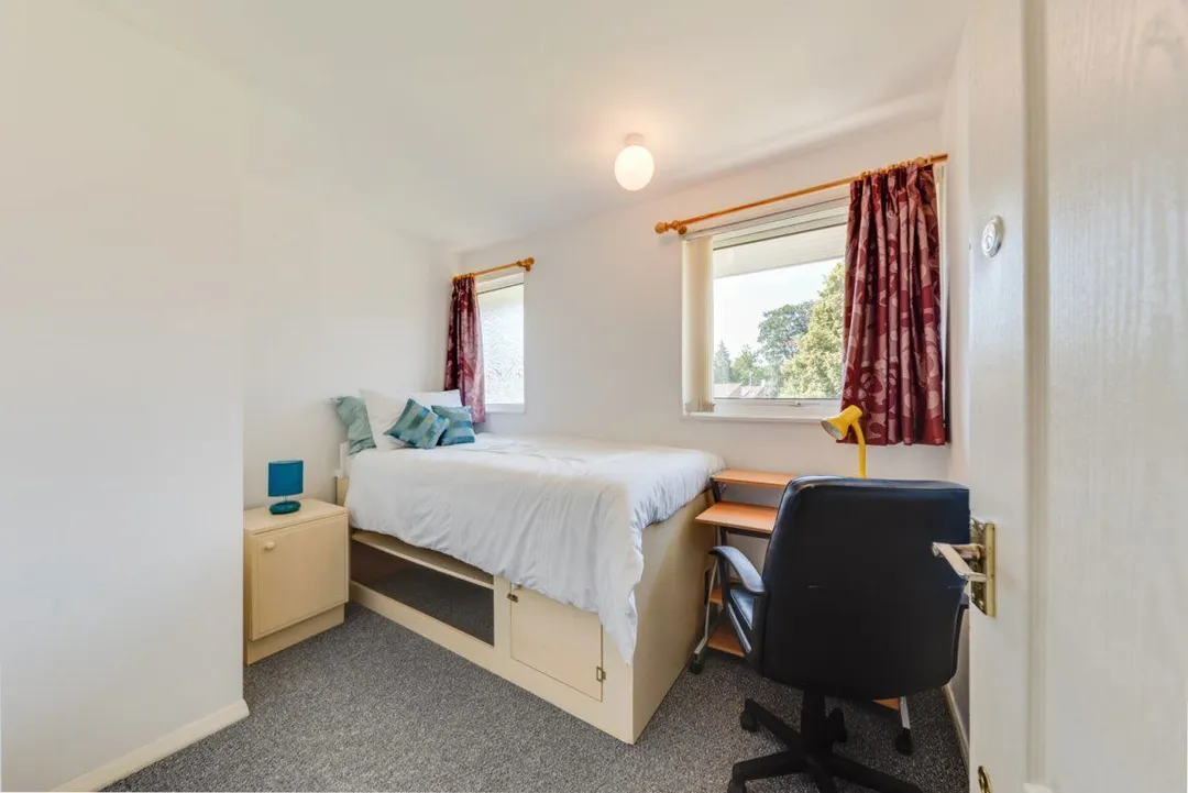 House Somner Close in Canterbury