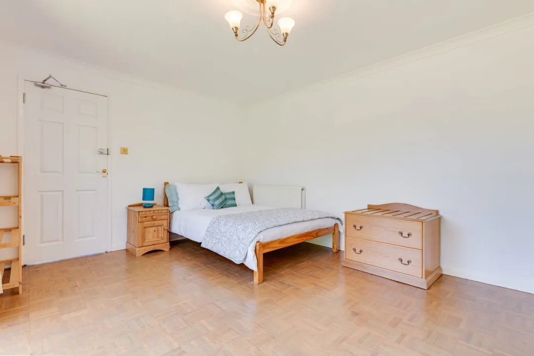 House Somner Close in Canterbury