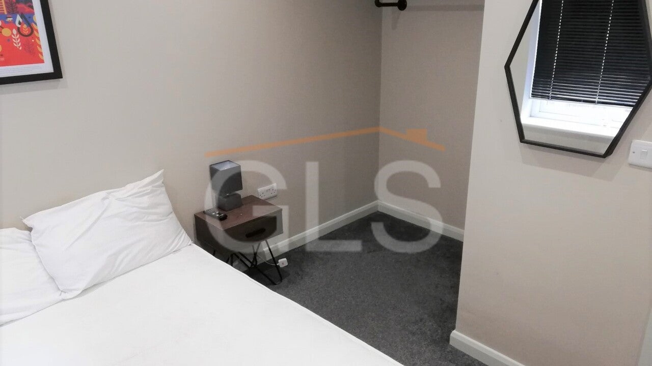 Room Clifton Street in Scarborough