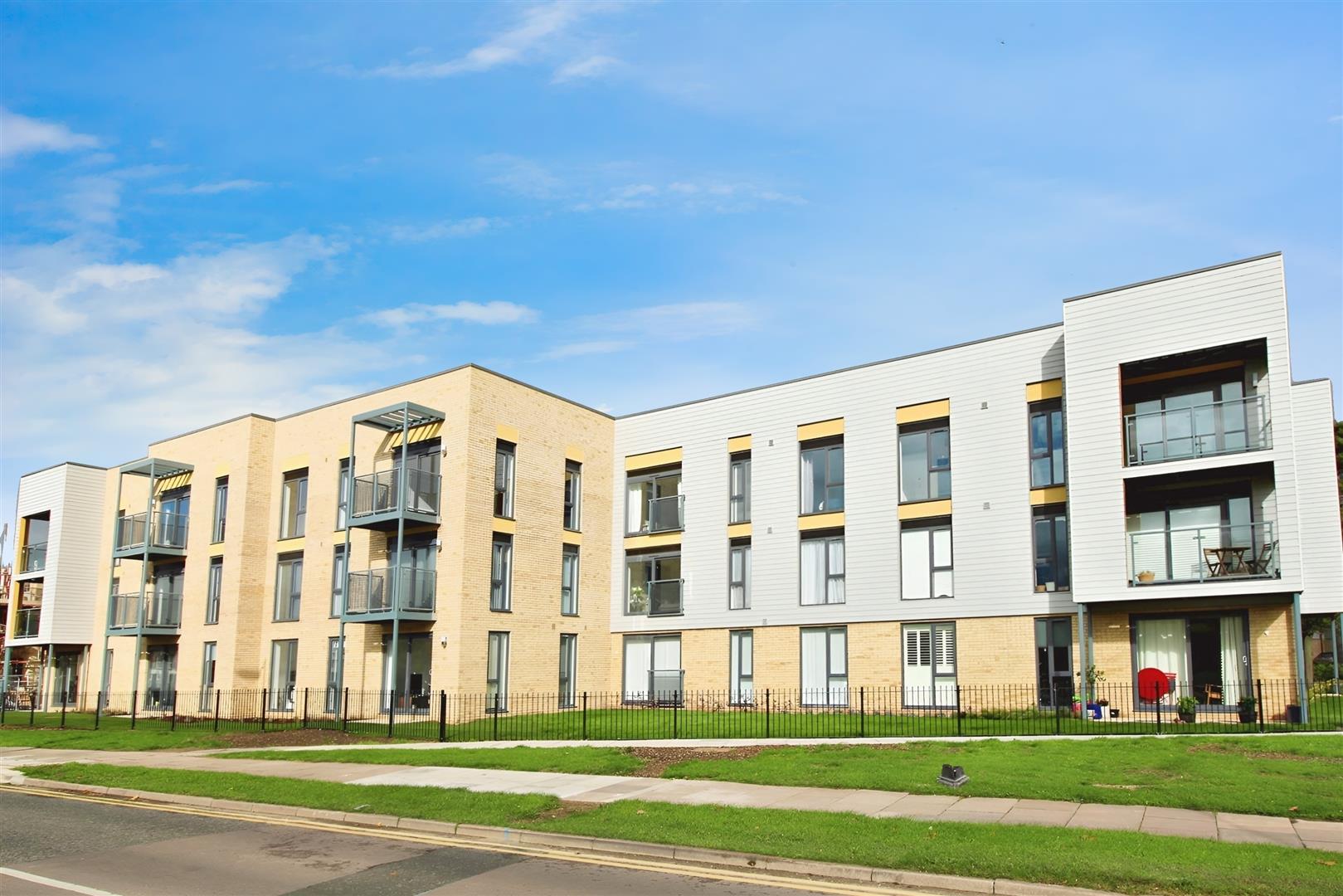 Flat Allwoods Place in North Hertfordshire