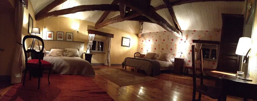 Chambre D 16 à Saint-Ilpize