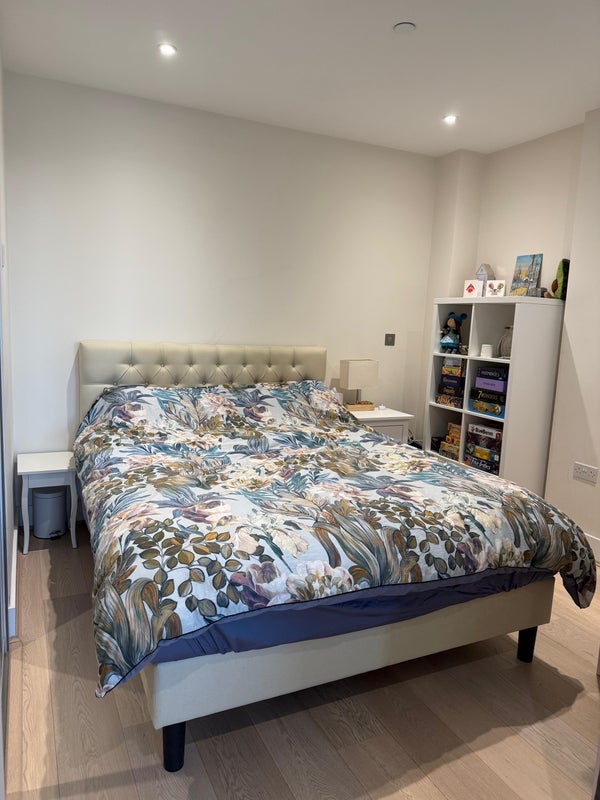 Flat King Street in Greater London