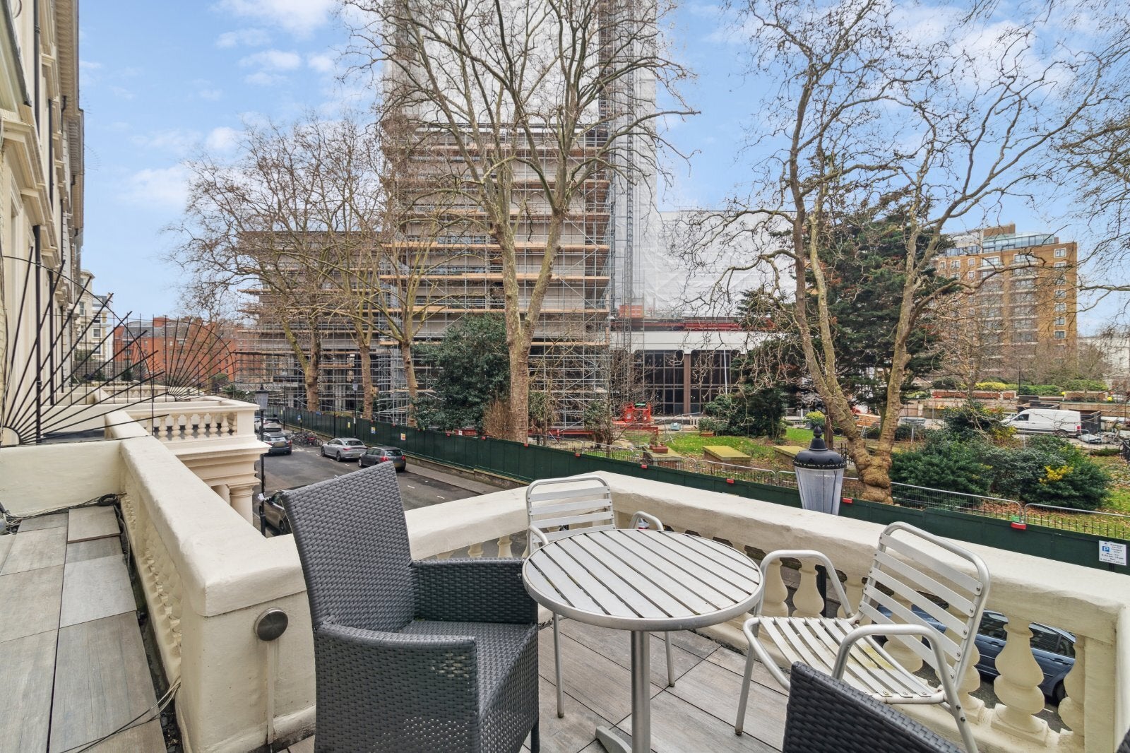 Flat Ashburn Gardens in Greater London
