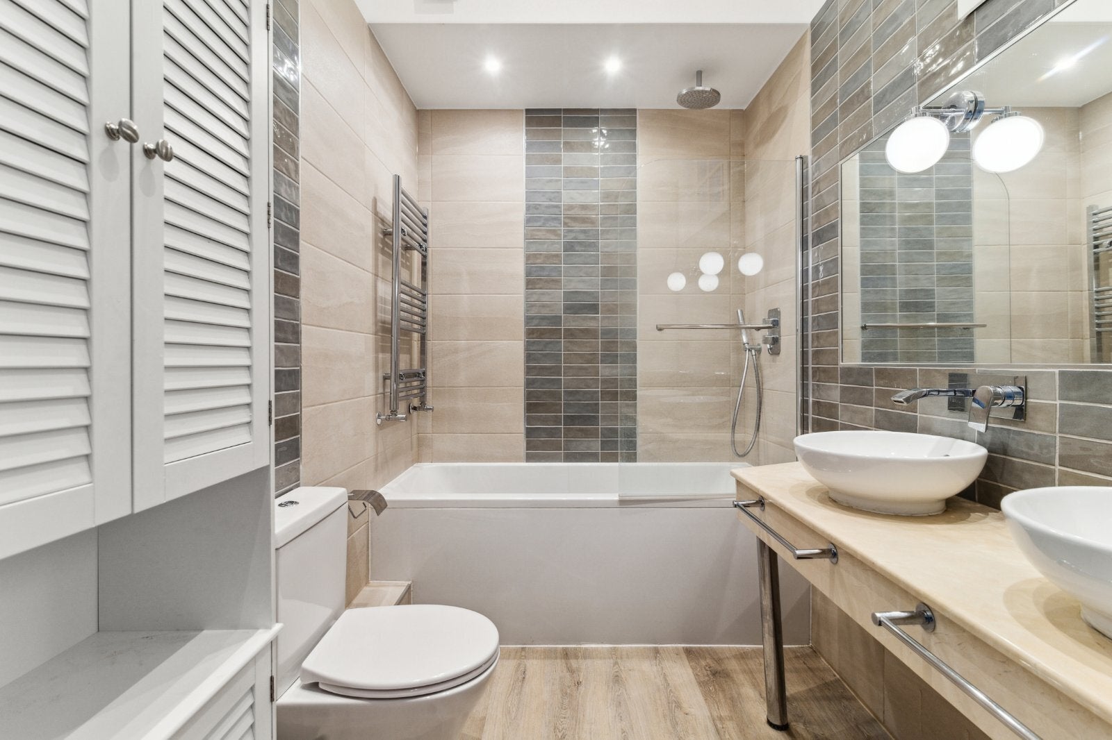 Flat Ashburn Gardens in Greater London