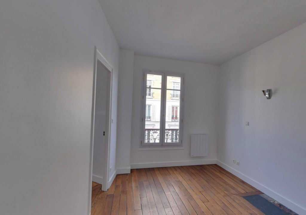 Flat Rue Victor Hugo in Issy-les-Moulineaux