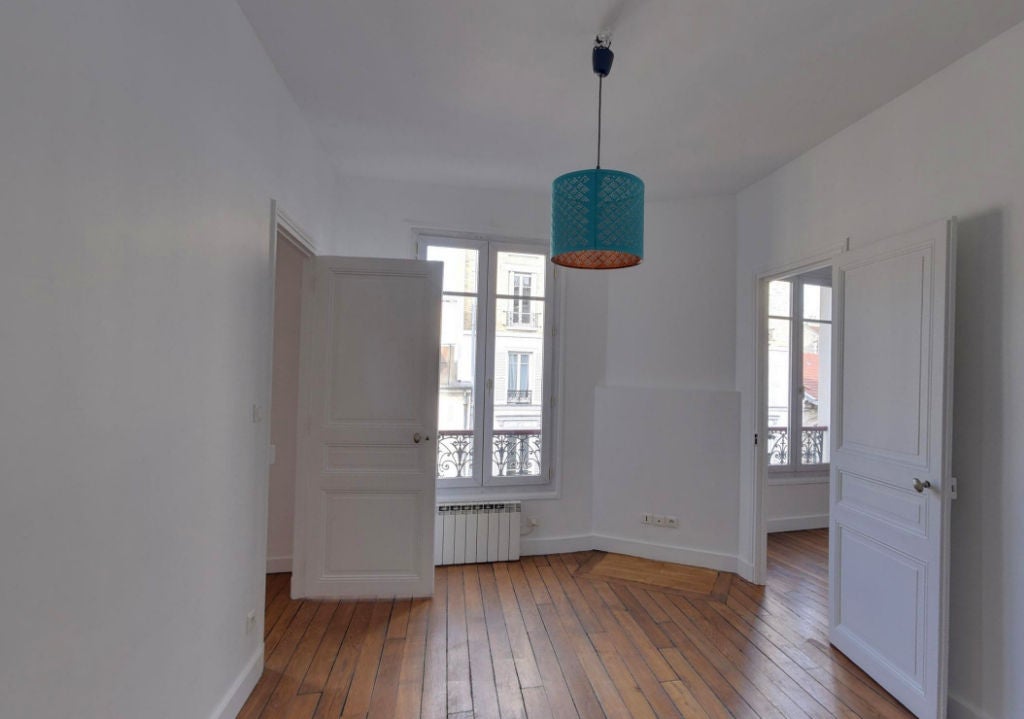 Flat Rue Victor Hugo in Issy-les-Moulineaux