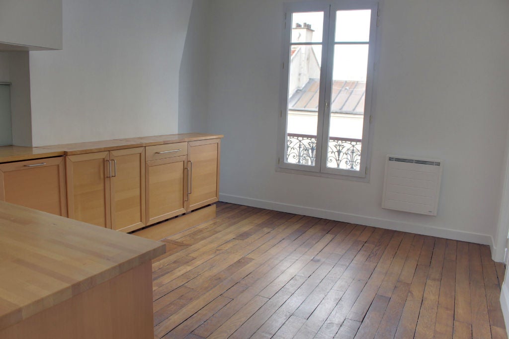 Flat Rue Victor Hugo in Issy-les-Moulineaux