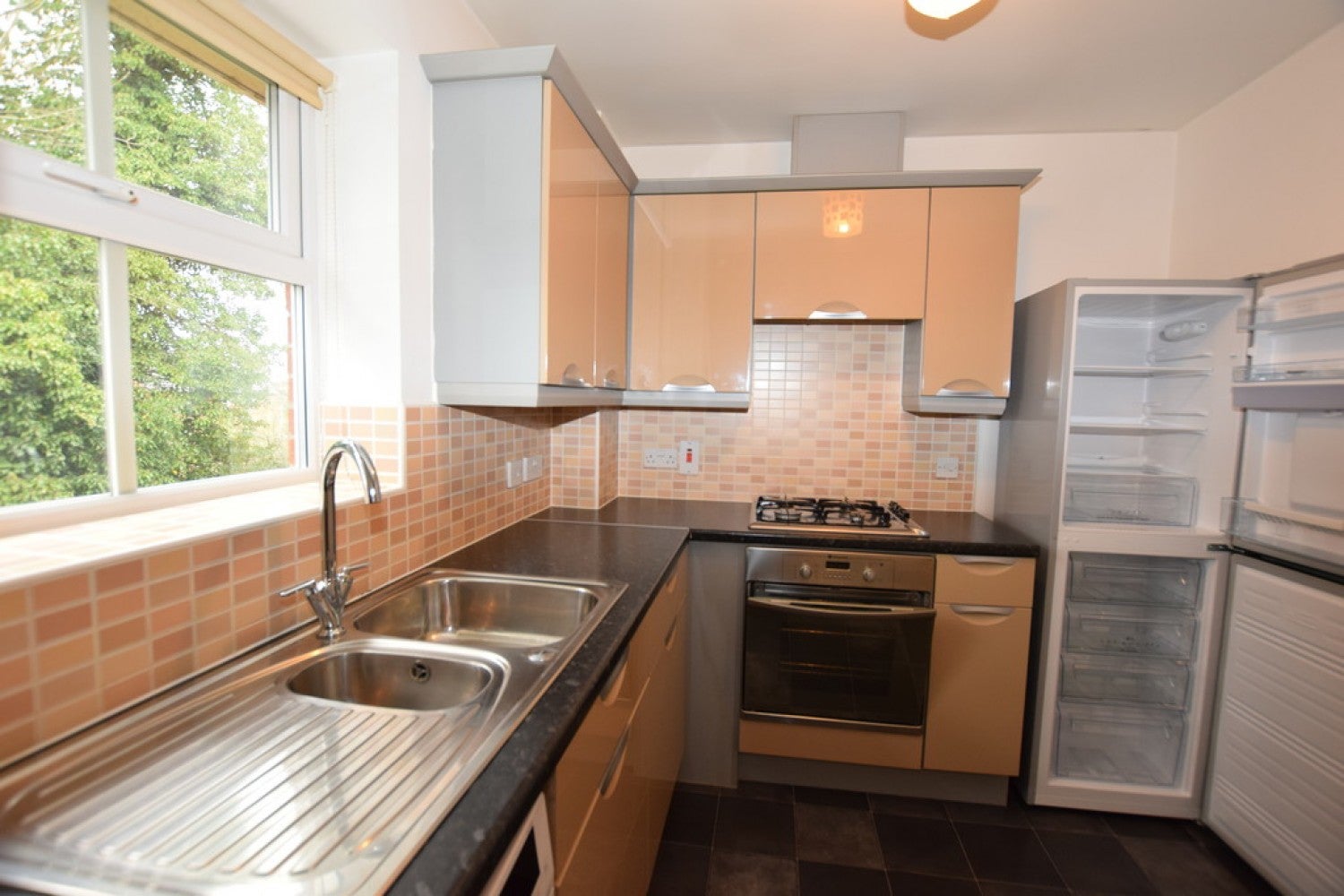 Flat Pickering Road in Harborough