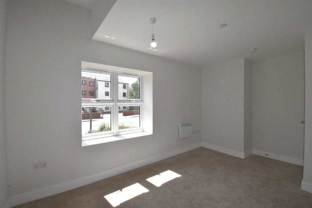 Flat Sovereign Way in Kingston Upon Hull