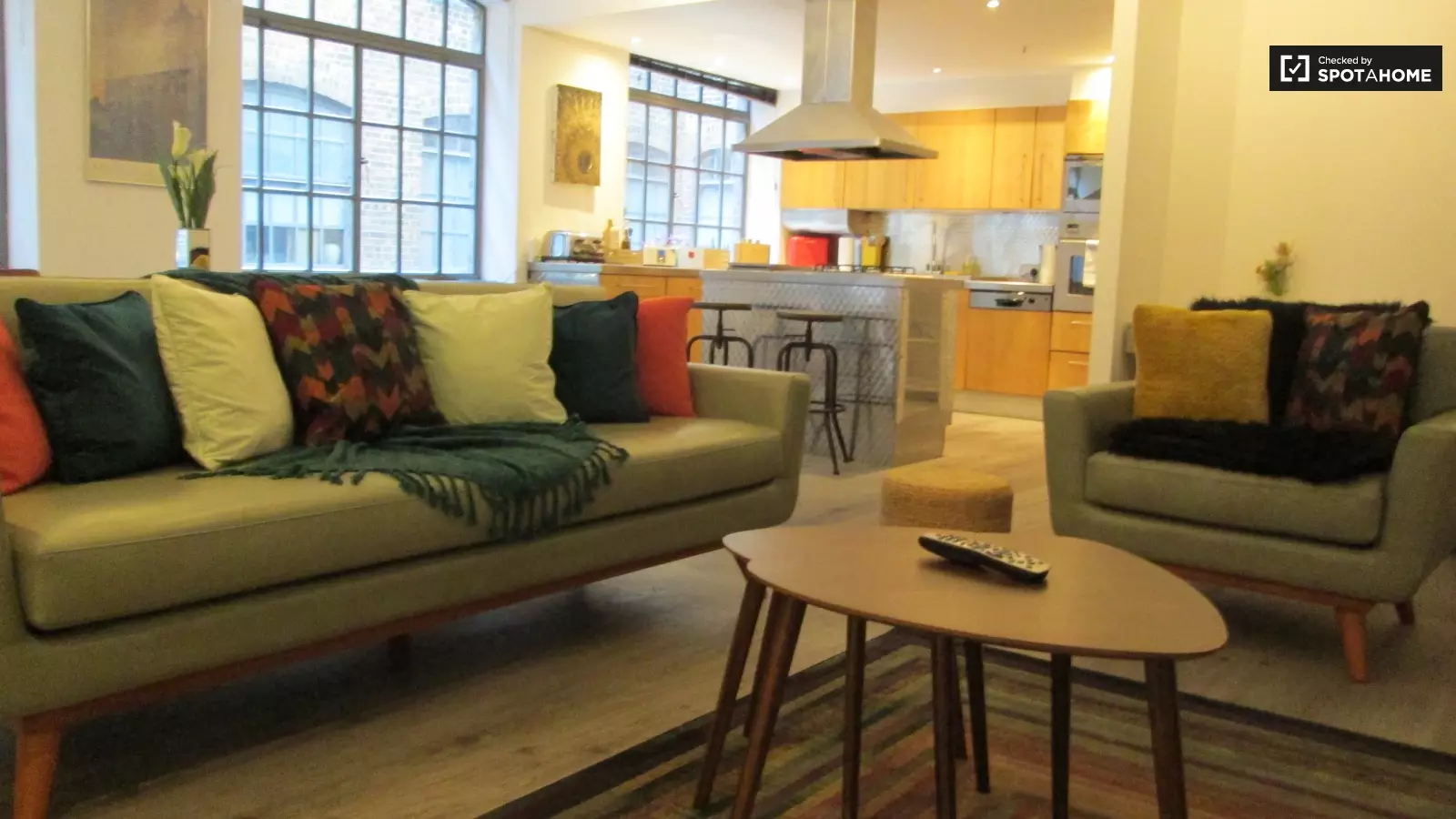 Flat Dean Street in City of Westminster
