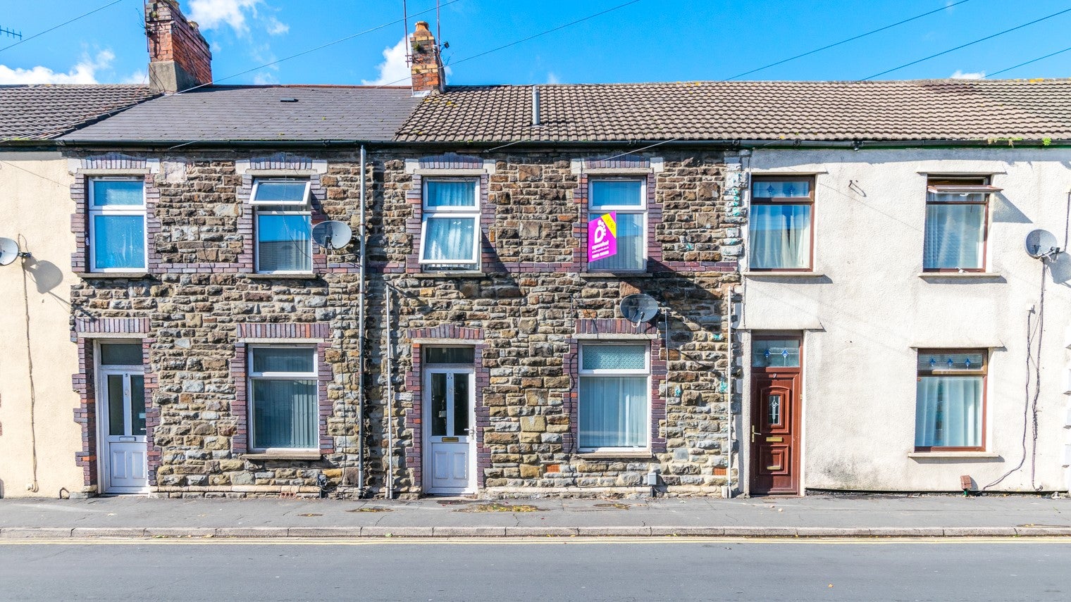 Flat Pearl Street in Cardiff