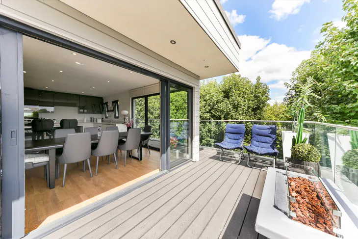 Flat Stanhope Road in Greater London