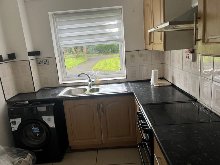 Flat Demesne Road in Manchester