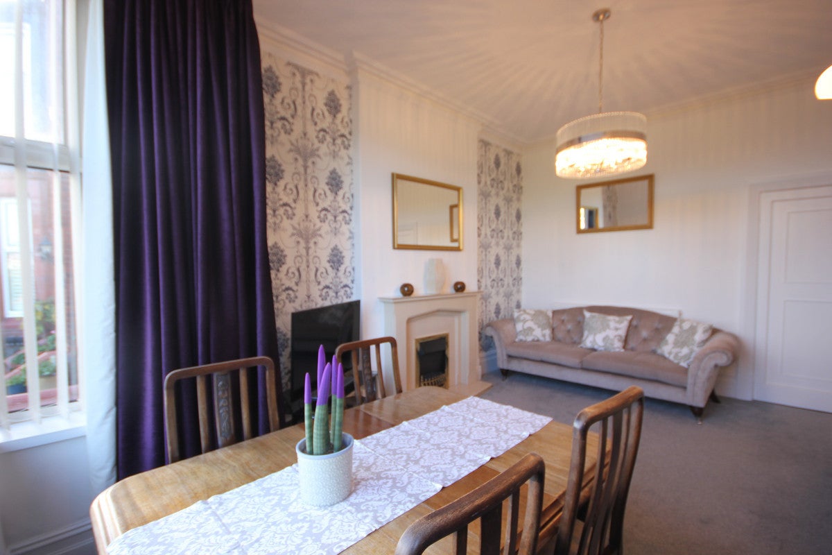 Flat Fairlawn Road in Borough of Fylde