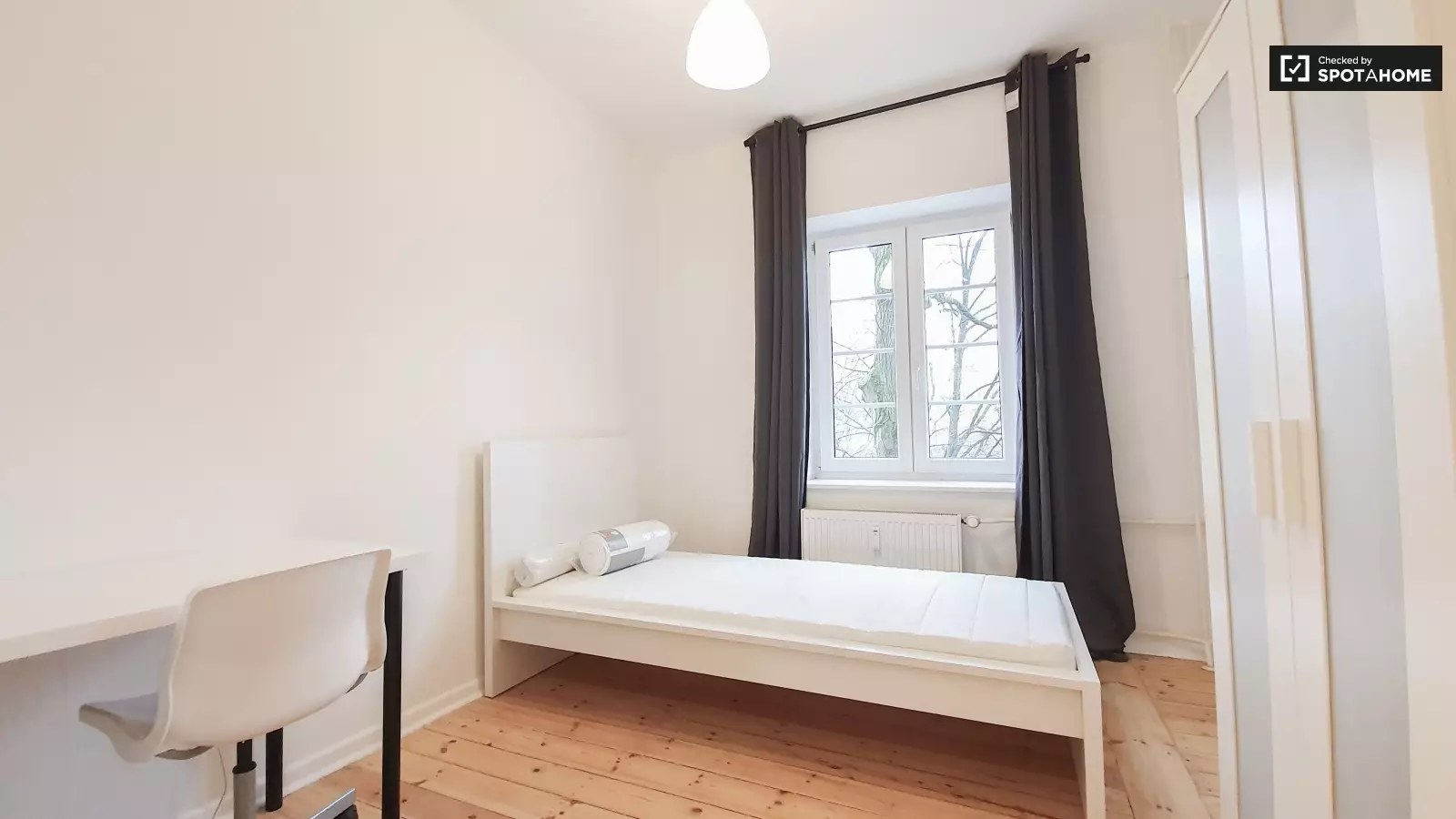 Wohnung Aronsstraße in Berlin