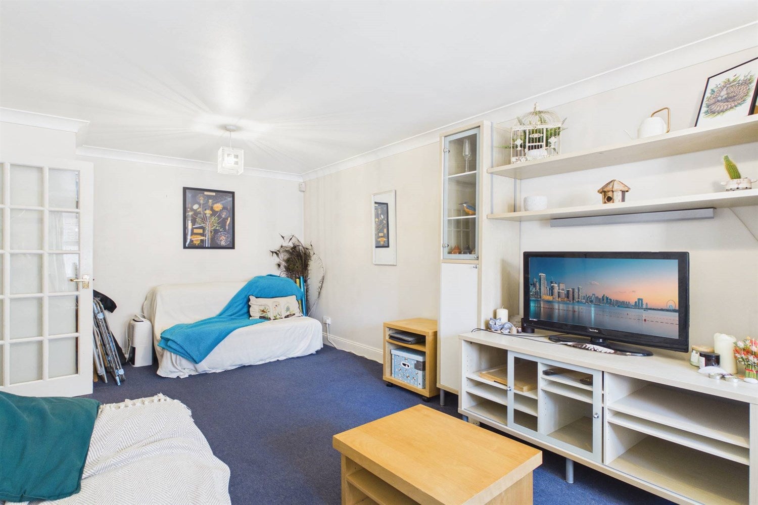 Flat Hutton Terrace in Newcastle upon Tyne