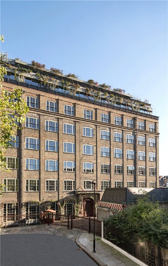 House Park Square East in Greater London