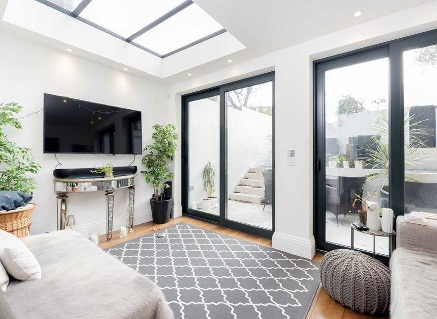 Flat Redfield Lane in Greater London