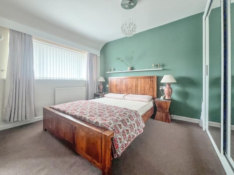 Room Cavendish Road in Bristol