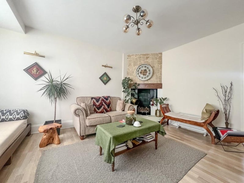 Room Cavendish Road in Bristol