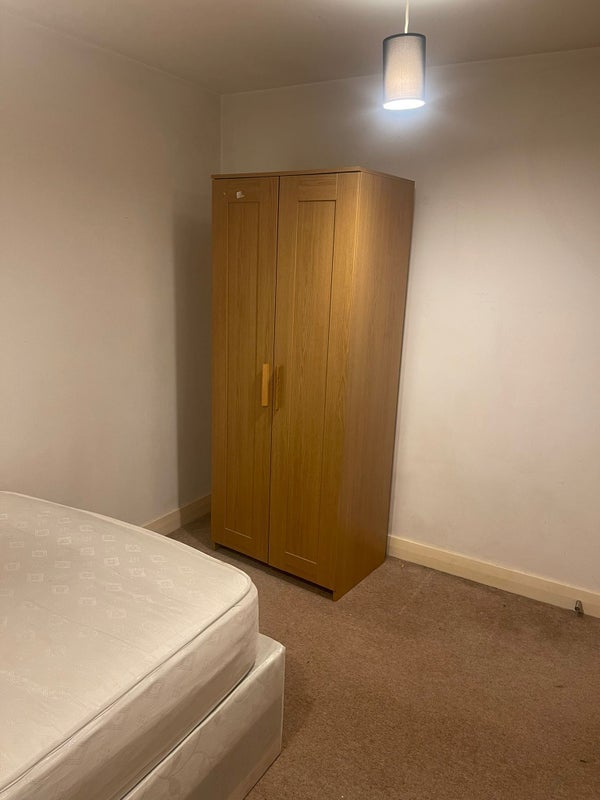 Room Ellesmere Street in Manchester