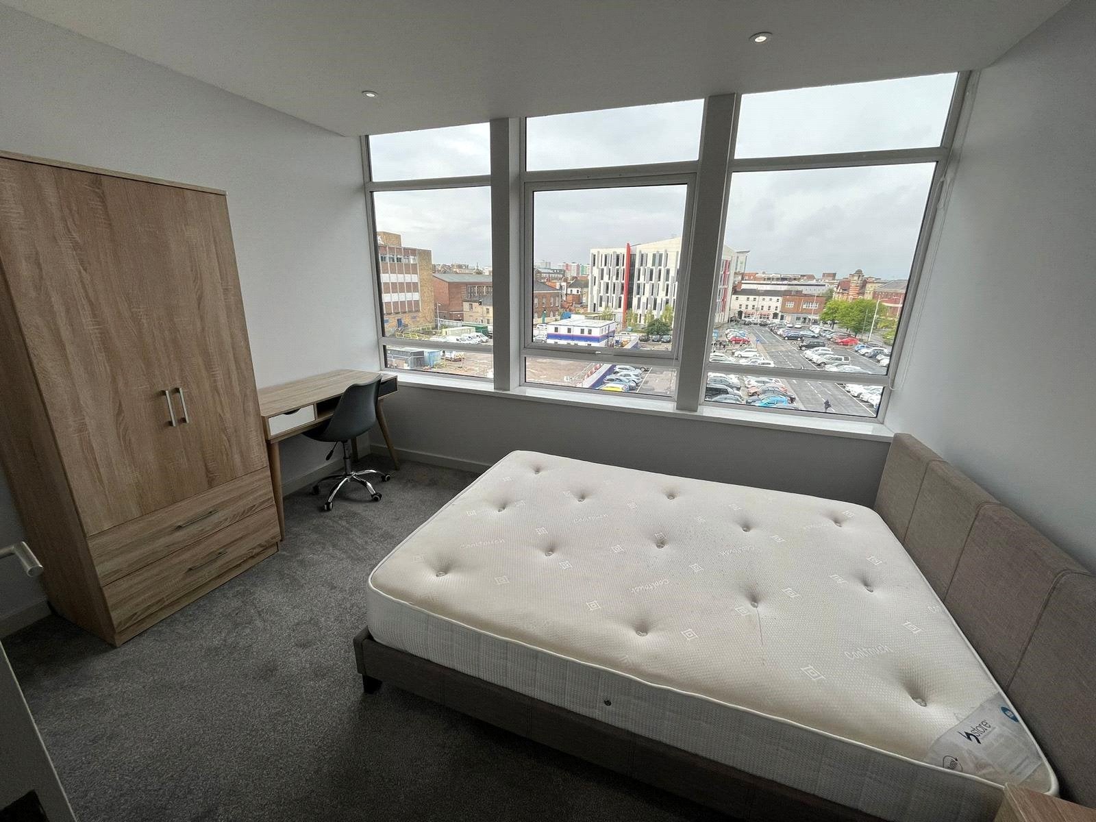 Flat Albion Street in Hull