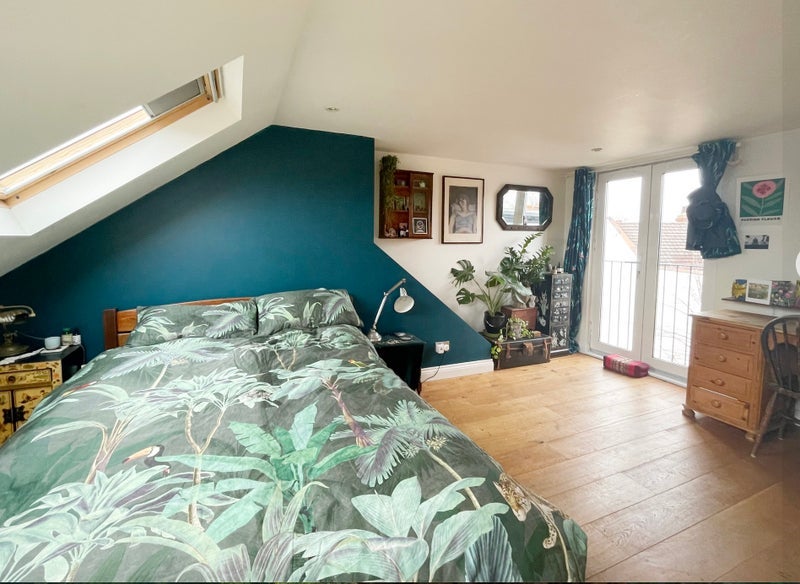 Room Beechfield Road in Greater London