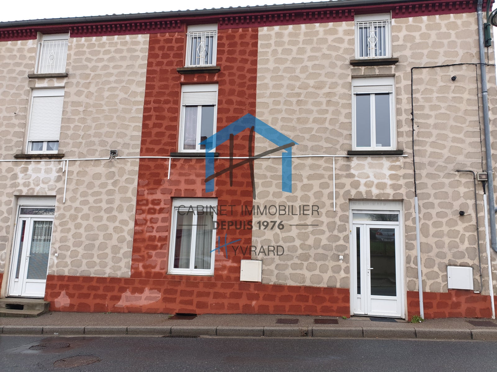 Flat Route de Saint-Paul in Saint-Paul-en-Jarez