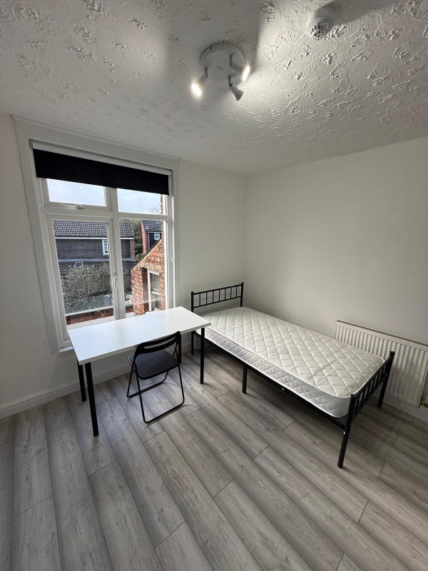 Flat Mansfield Road in Nottingham