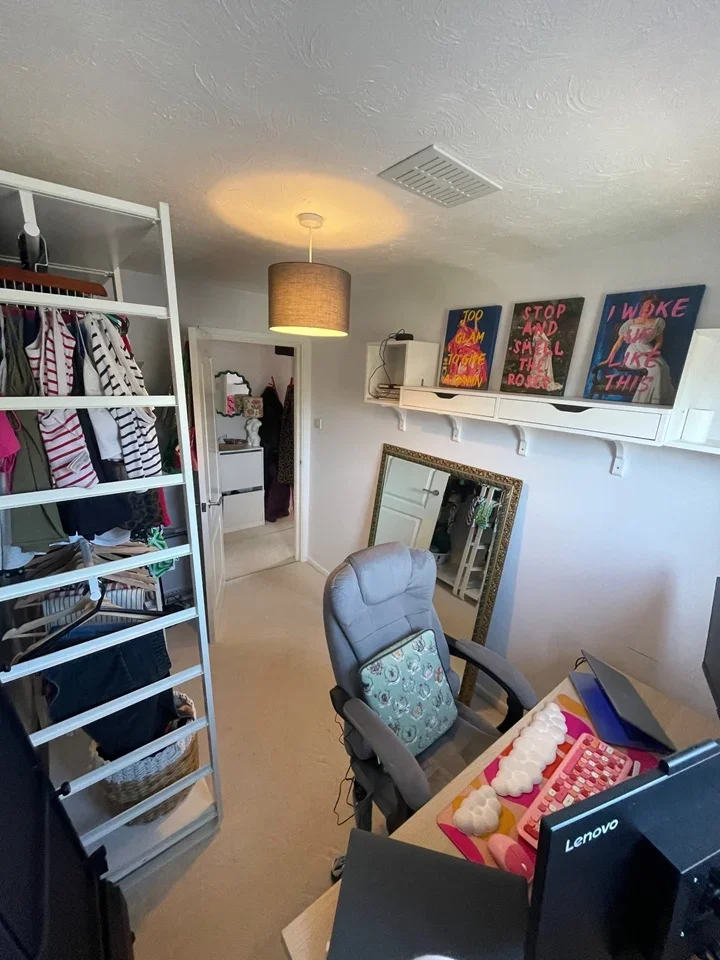 Flat Buckeridge Road in Teignbridge