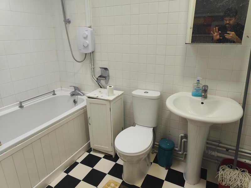 Room St Mary's Walk in Maidenhead