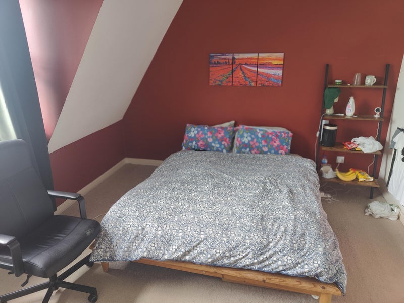 Room St Mary's Walk in Maidenhead