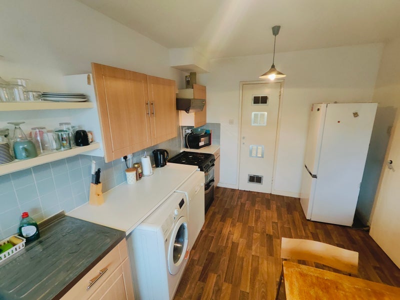 Room St Mary's Walk in Maidenhead