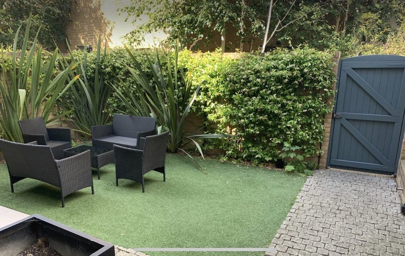 Room Newington Green Road in Greater London
