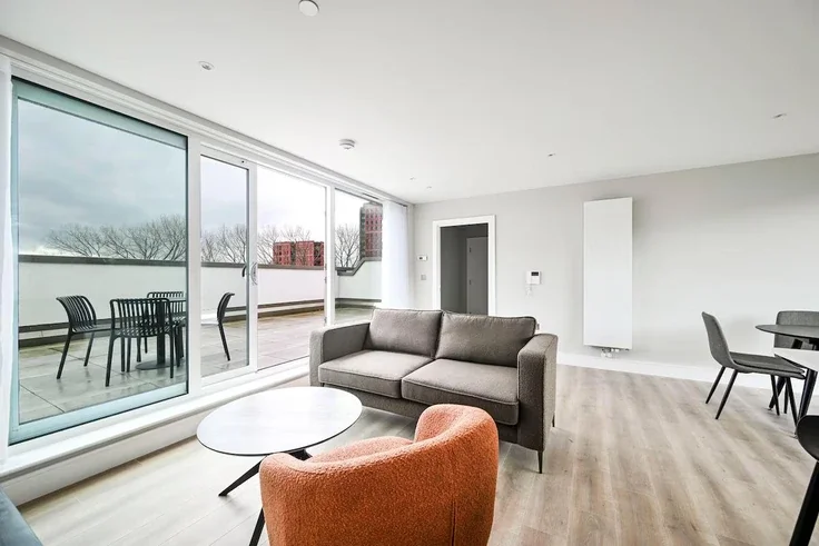 Flat Grinstead Road in Greater London
