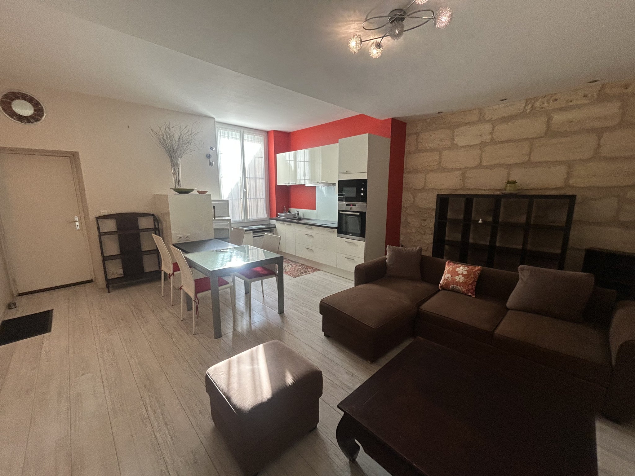 Flat Rue des Vignes in Bordeaux