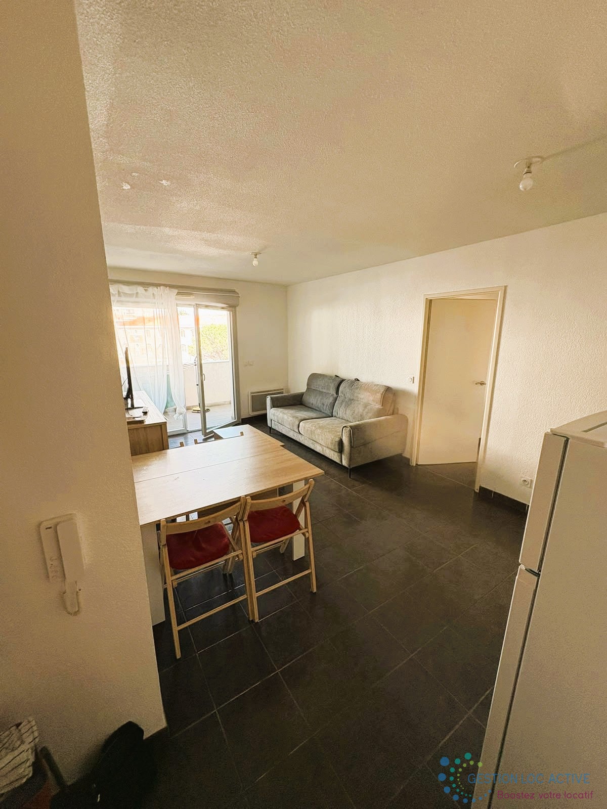 Appartement Place Henri Verneuil à Marseille