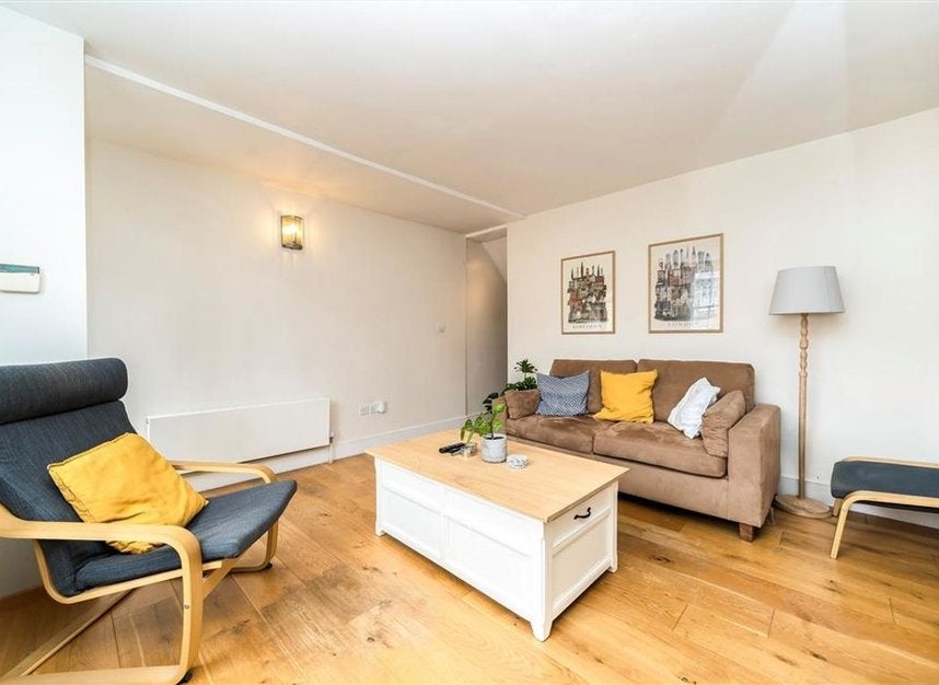 House Brand Street in Greater London